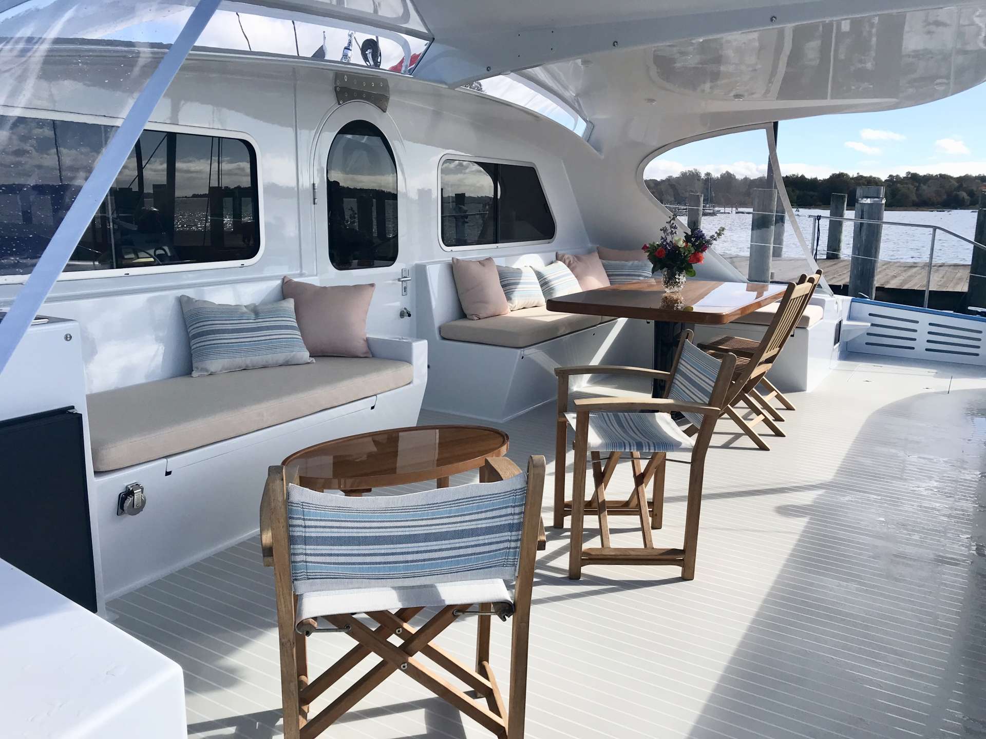 Aft Deck Alfresco Seating And Dining