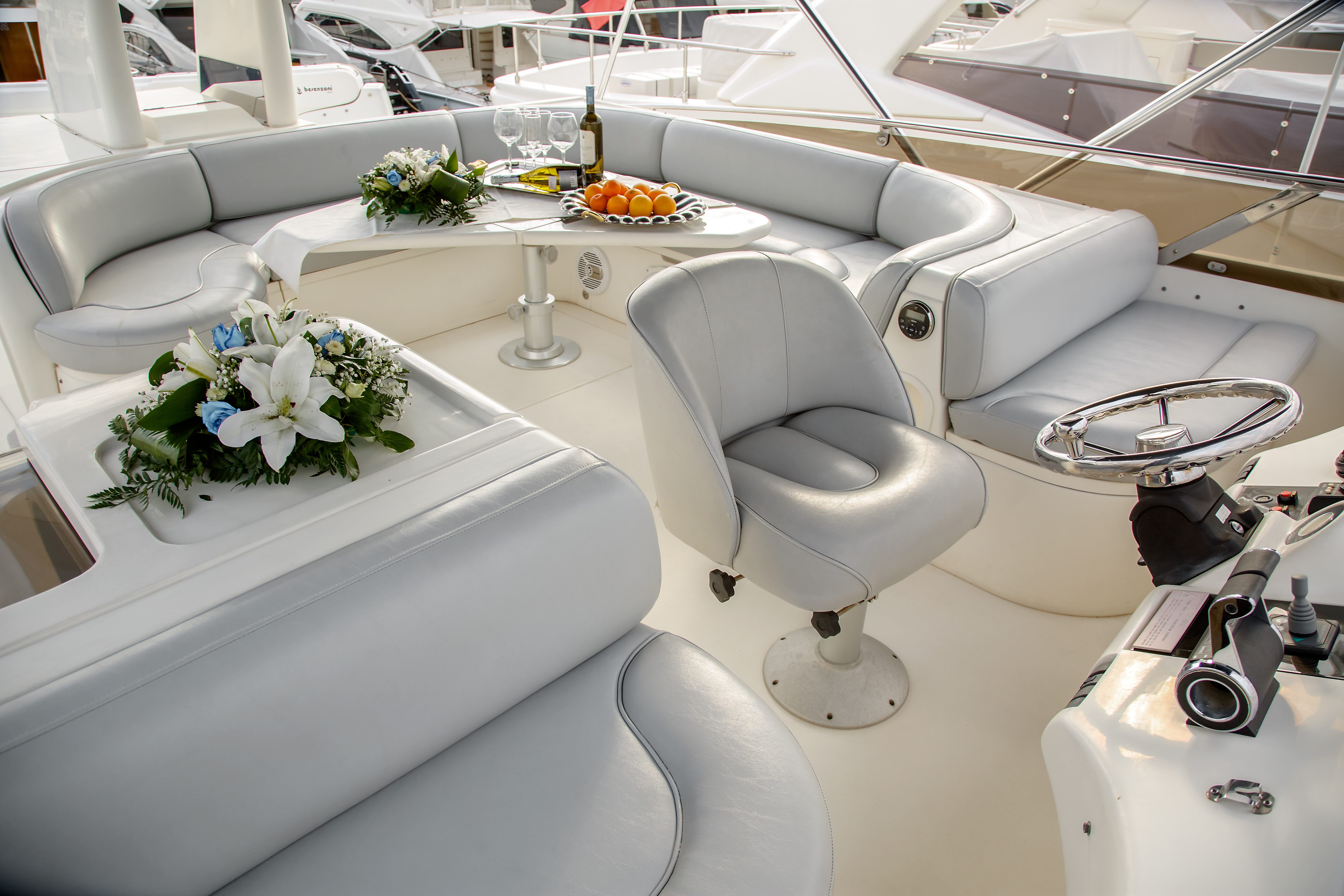 Flybridge Dining And Seating