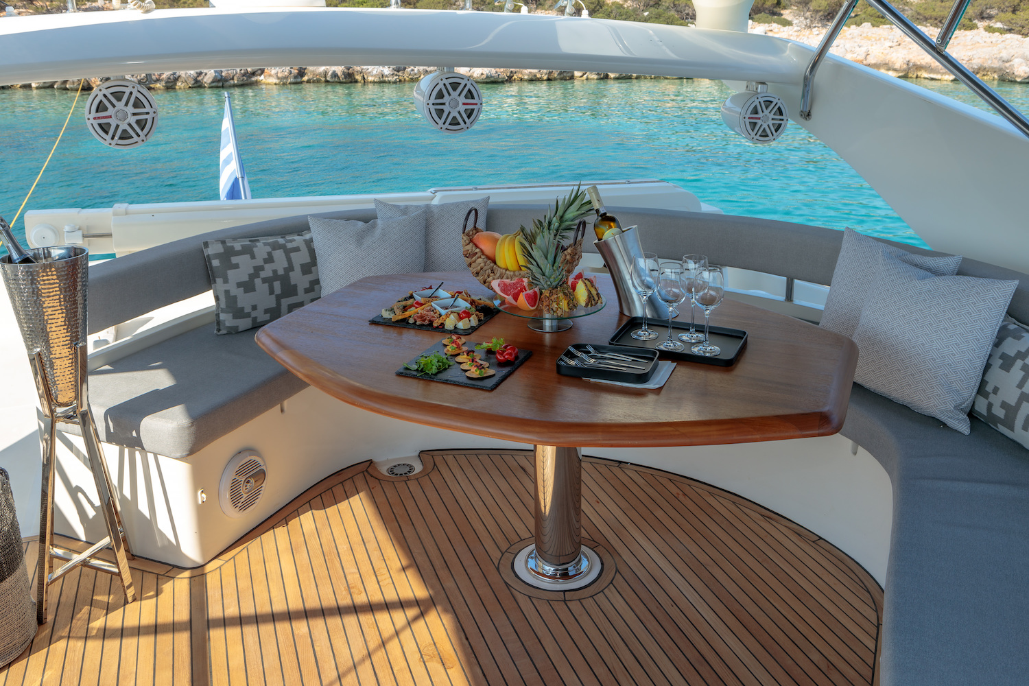 Flybridge Seating And Dining Area