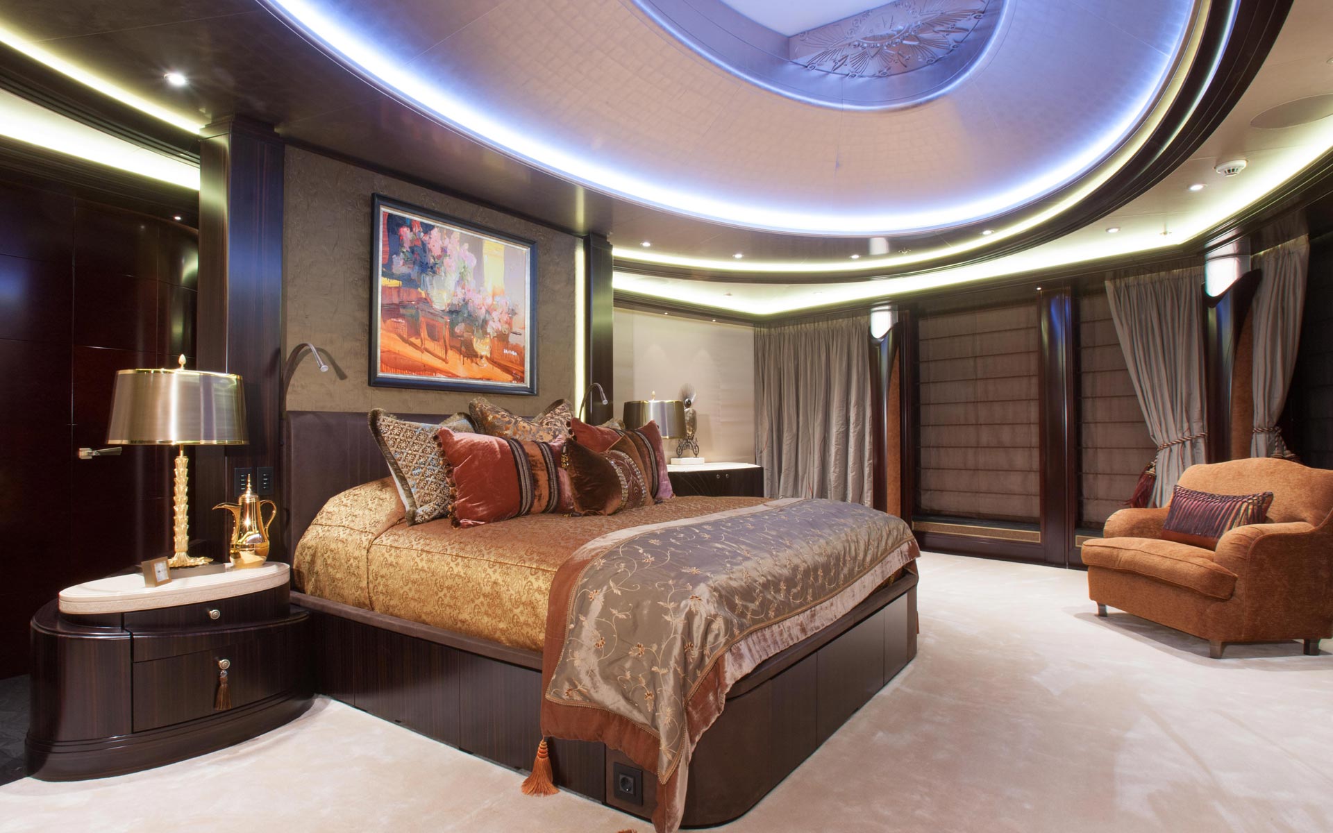 Guest Accommodation With Opulent Furnishings