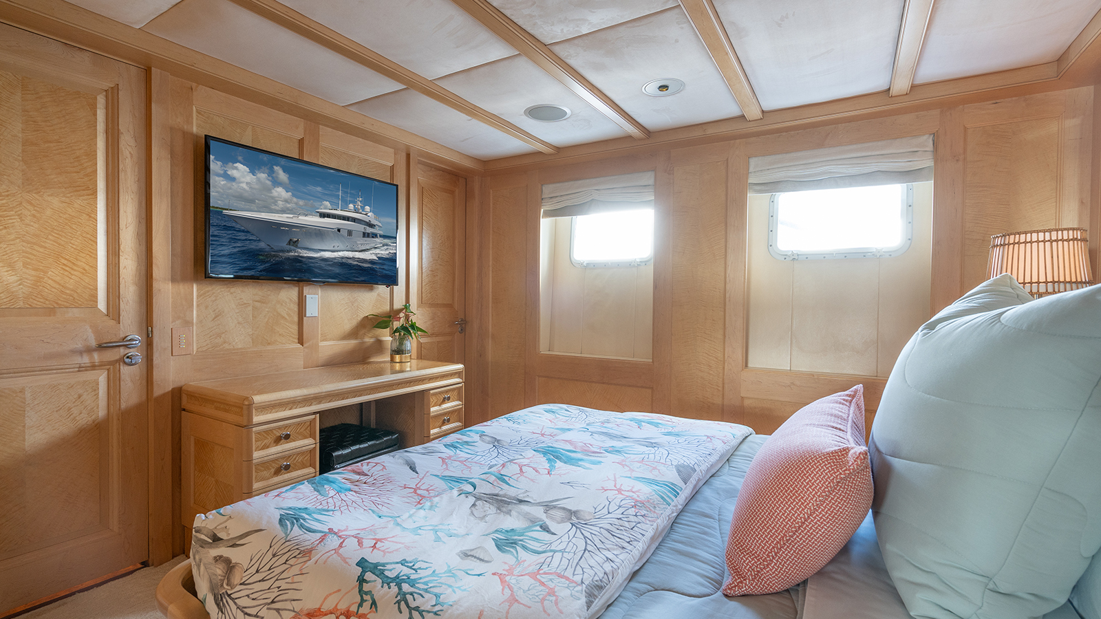 Guest Cabin  - Below Deck Double - Tv