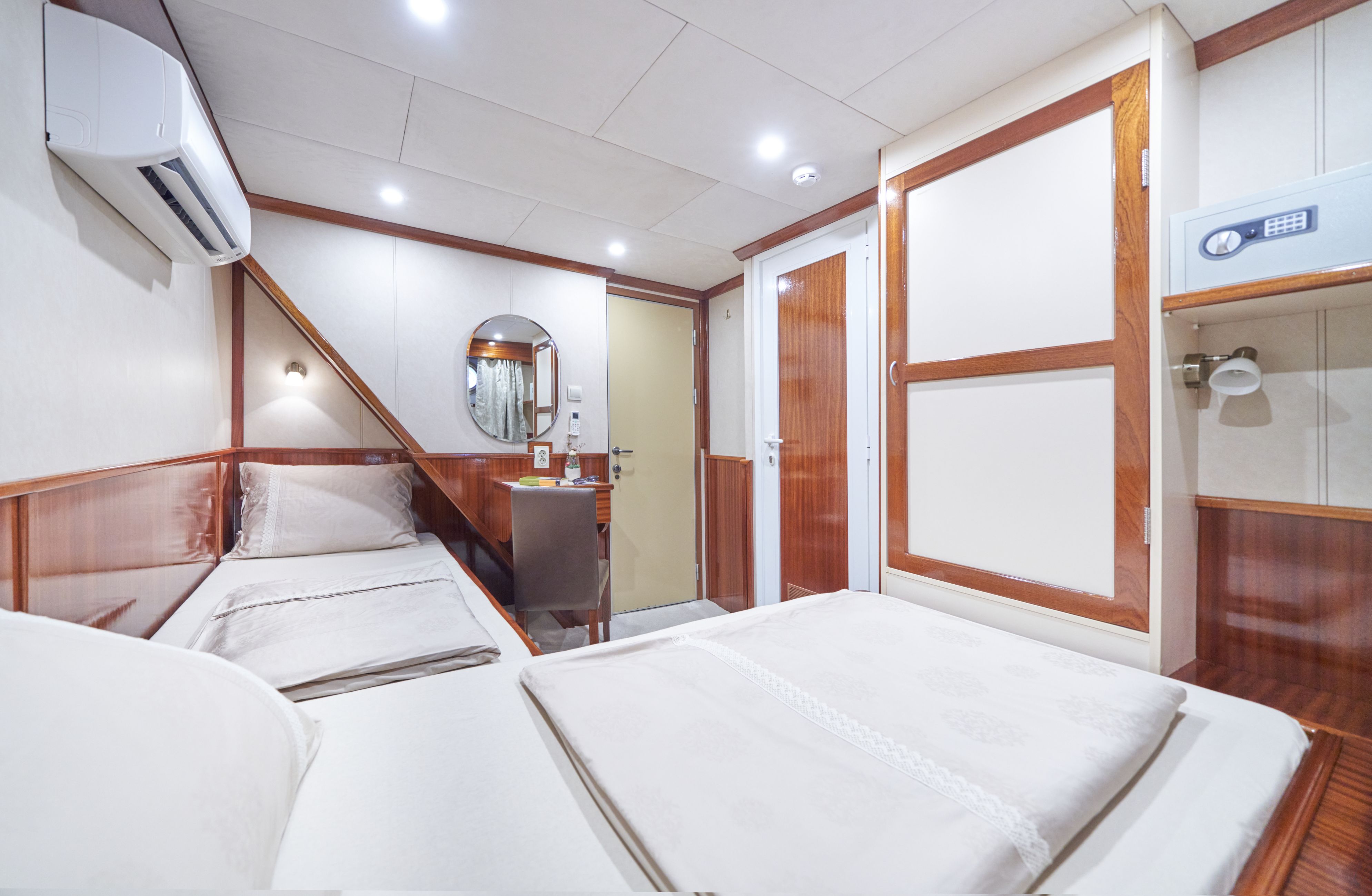 Guest Cabin Beds