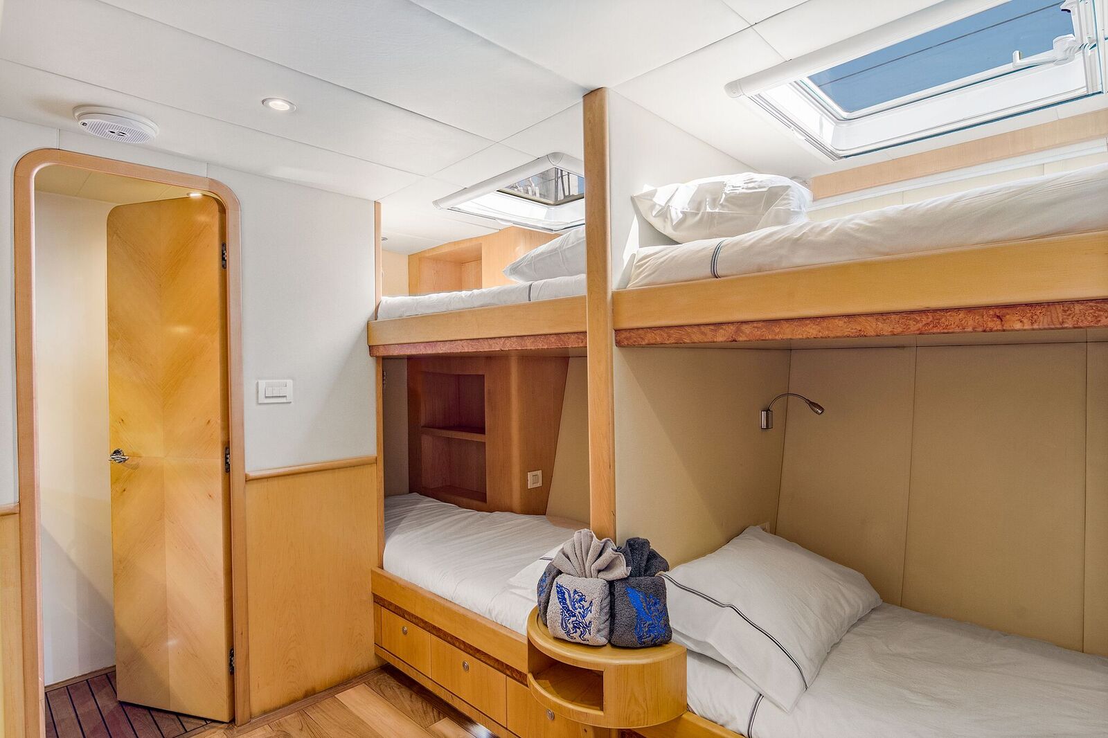 Guest Cabin With Four Single Beds