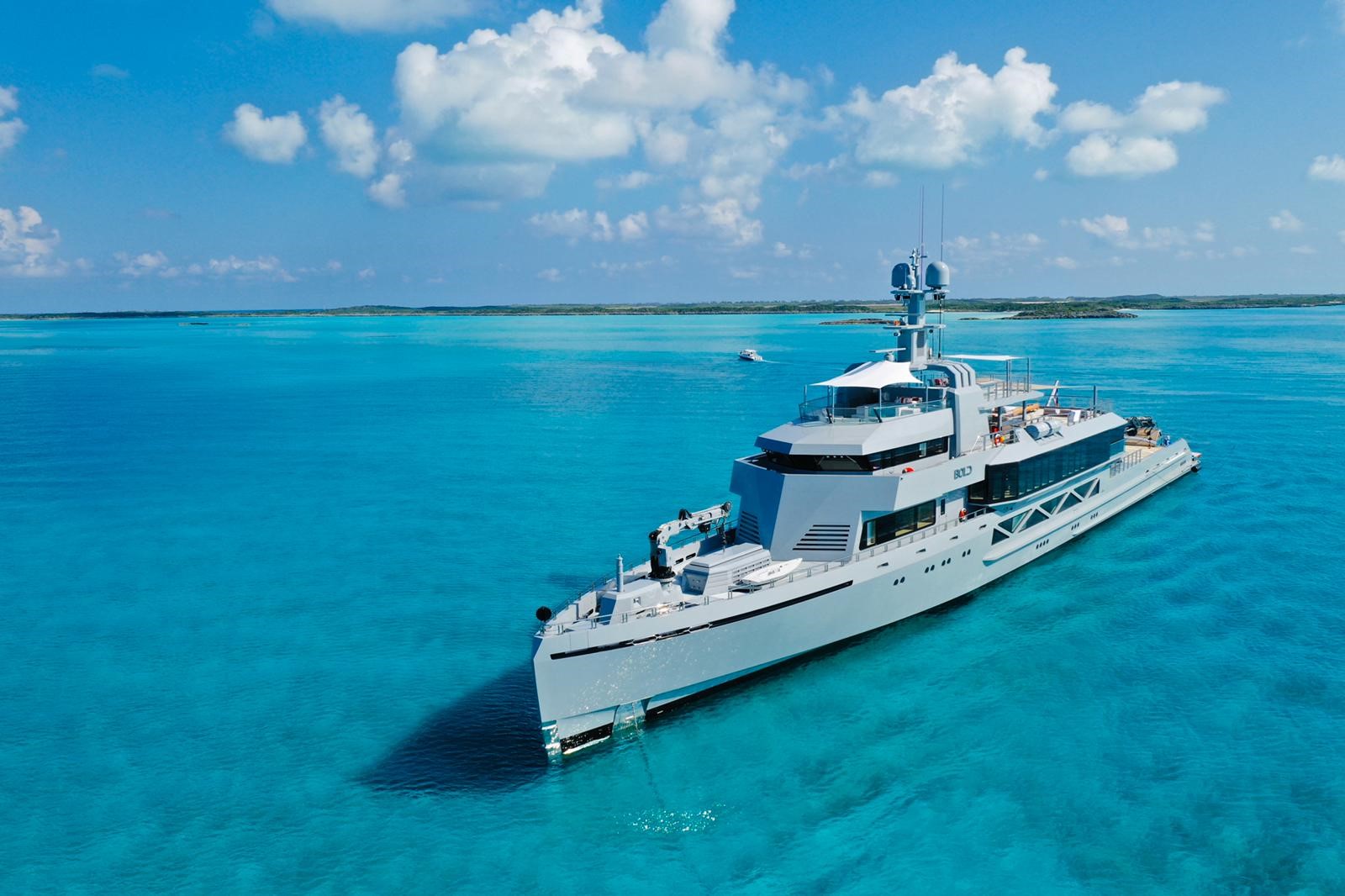 Luxury Mega Yacht BOLD