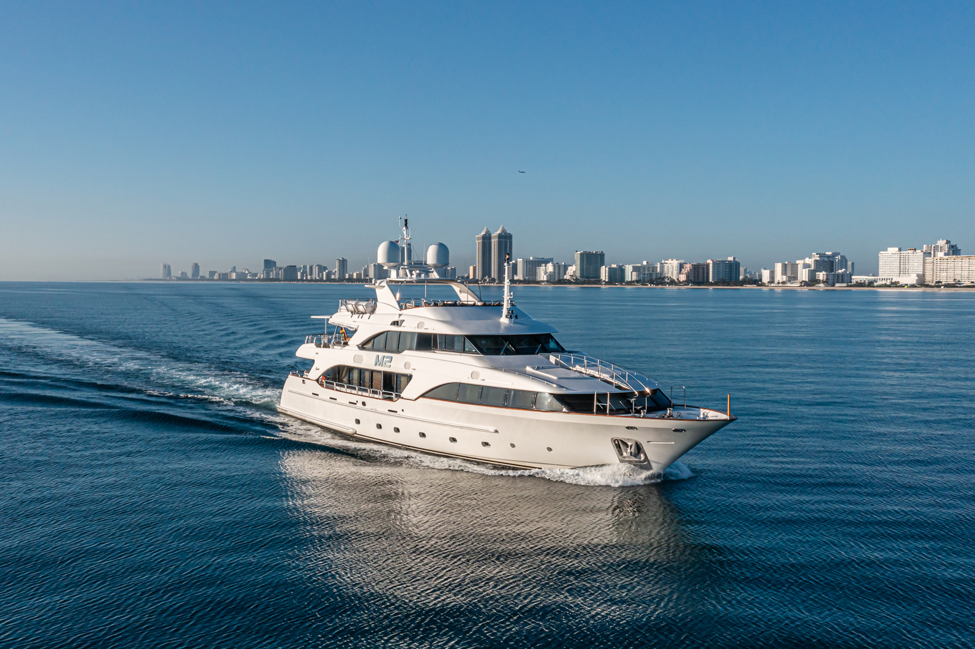 Luxury Motor Yacht M2