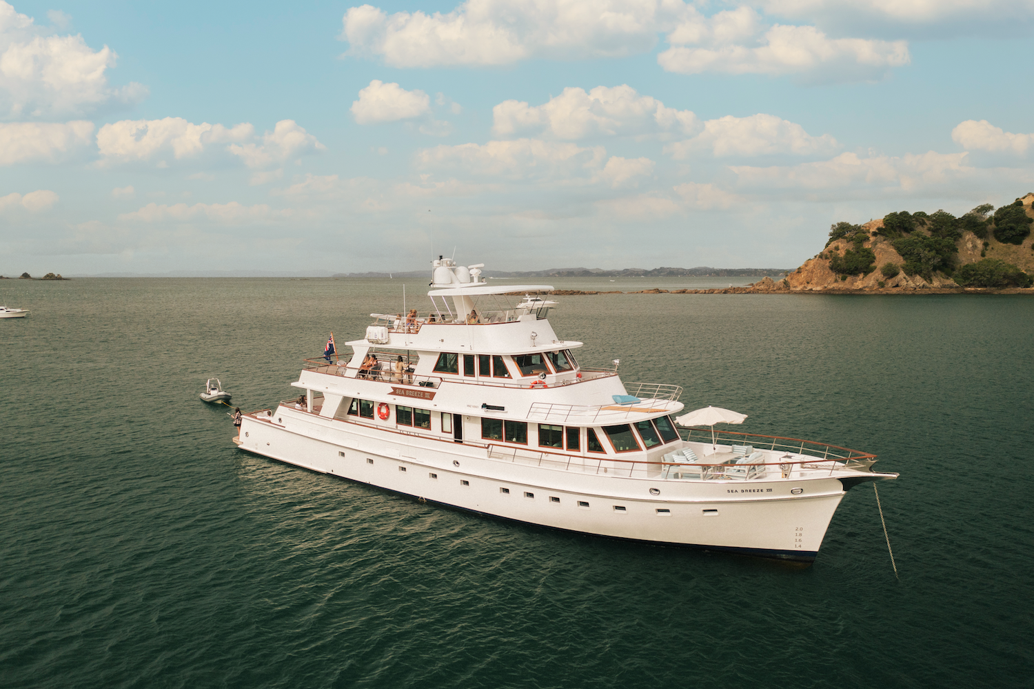 Luxury Motor Yacht SEA BREEZE III