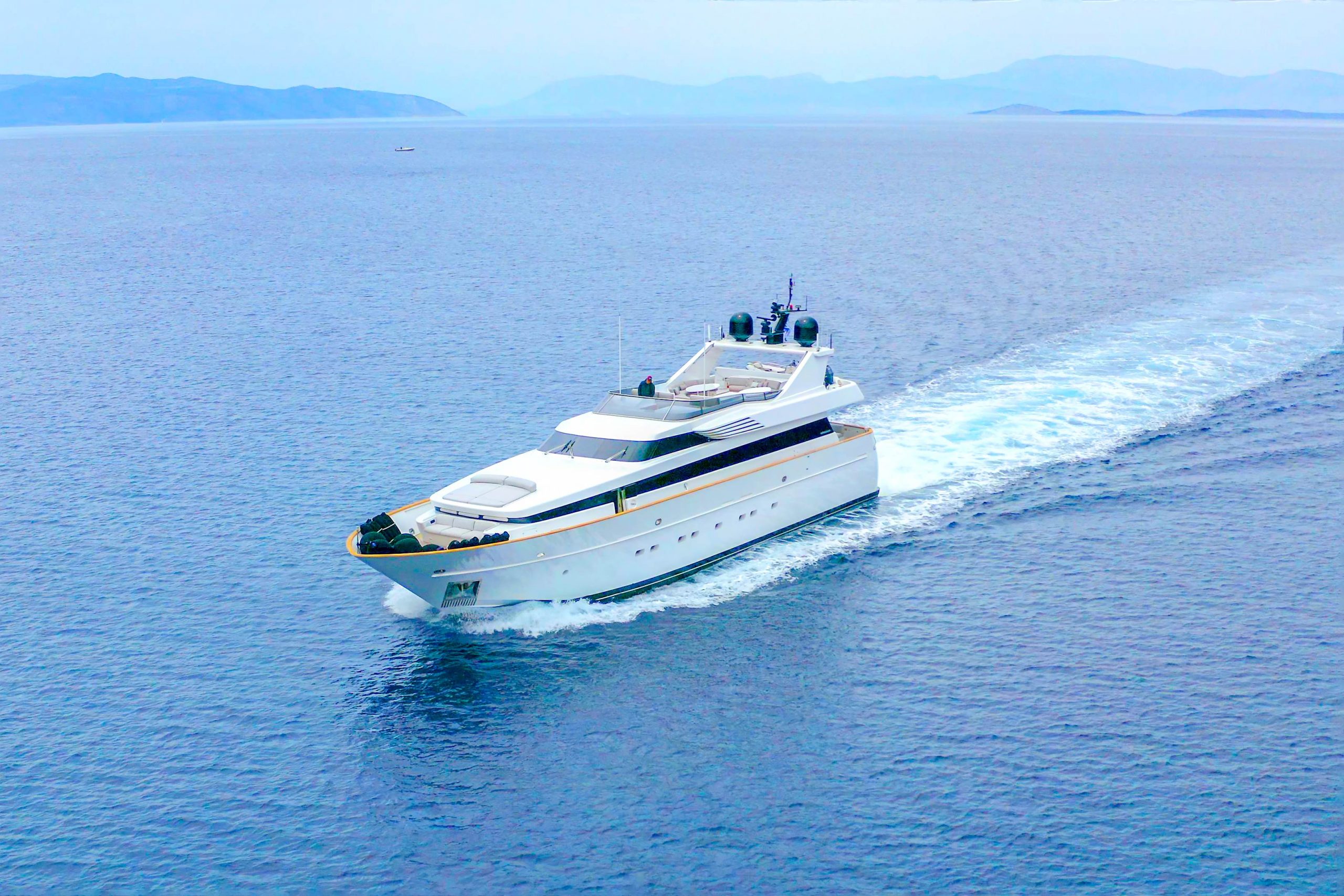 Luxury Motor Yacht TIGRA