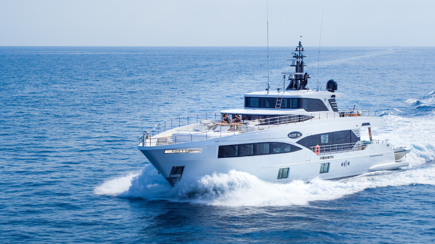 Luxury Yacht SANTOSH