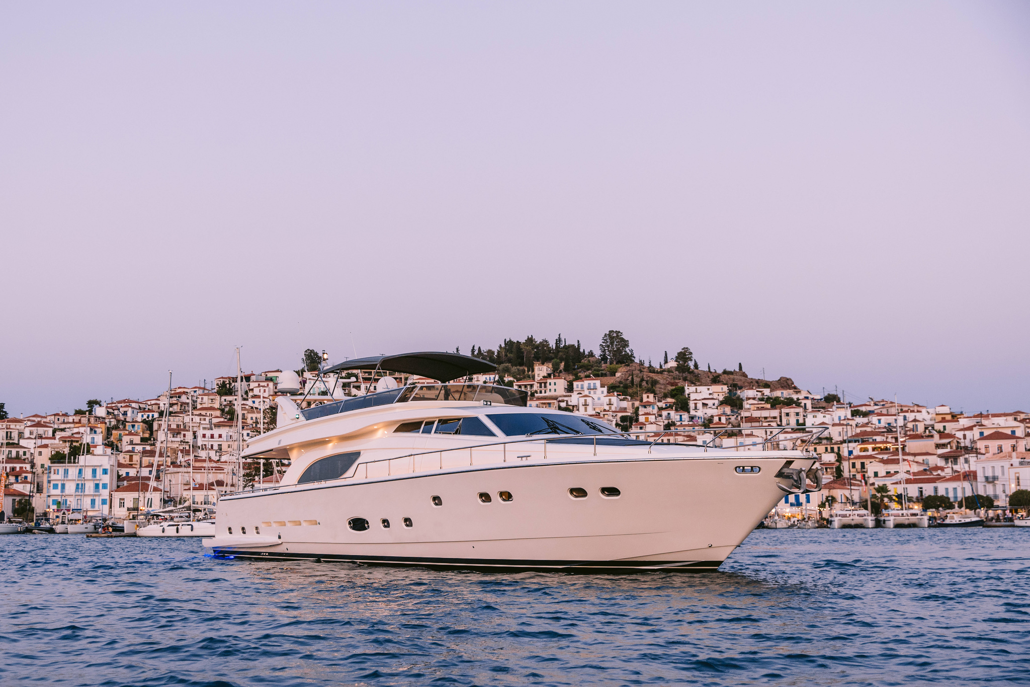 Luxury Yacht OXYGEN 8