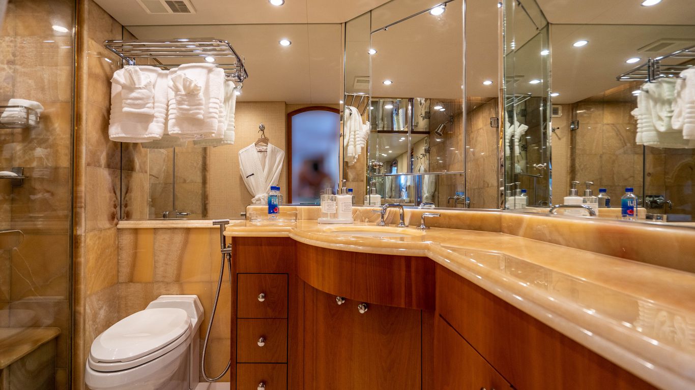Master His And Hers Bathroom