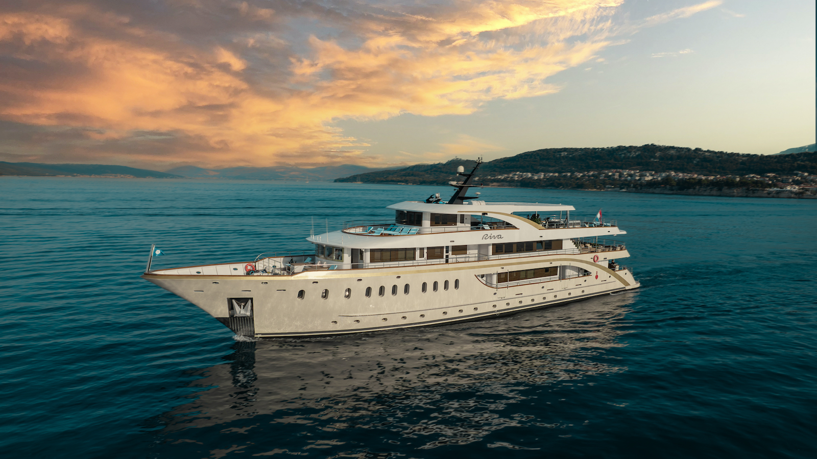 RIVA yacht