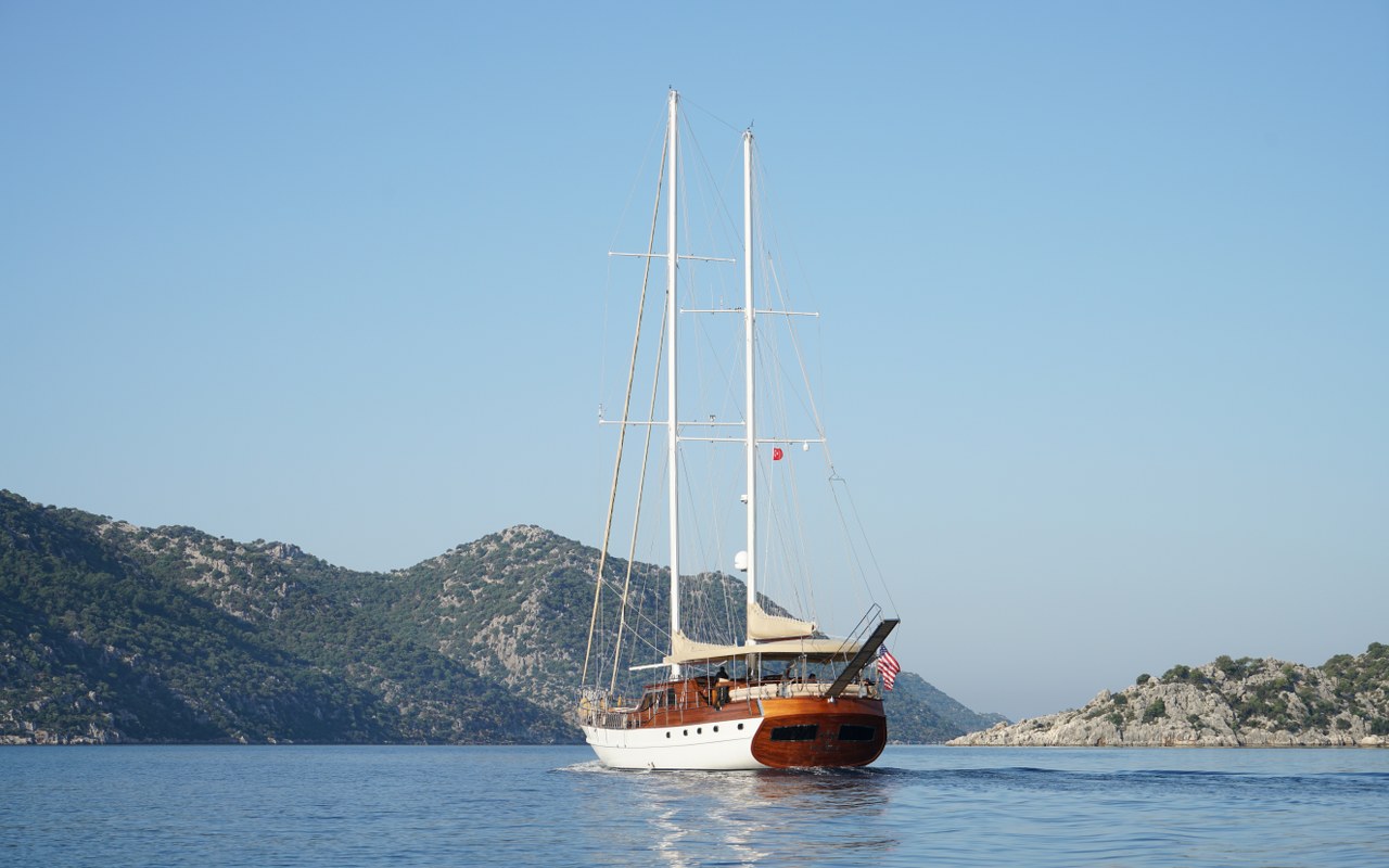 Yacht Arabella