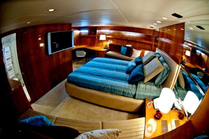 VIP Cabin Aboard Yacht ZENITH