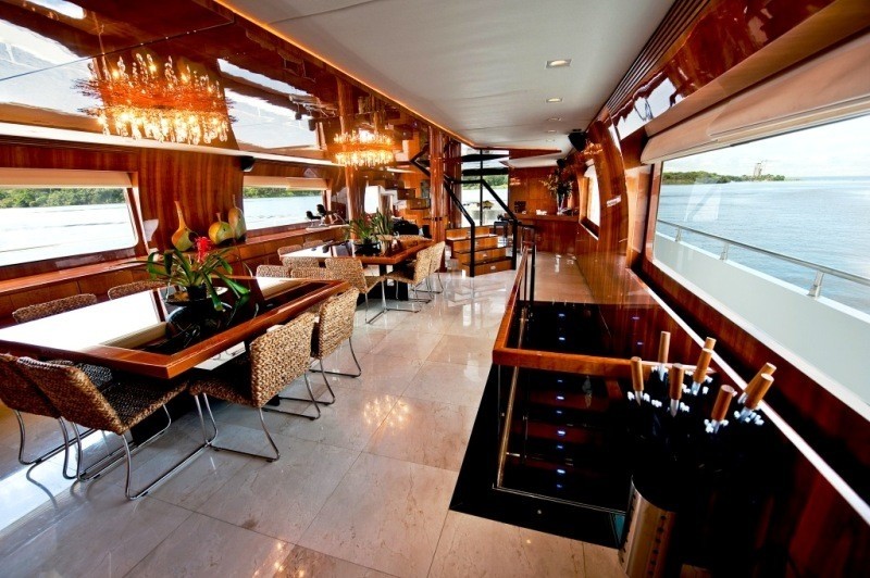 Eating/dining On Board Yacht ZENITH
