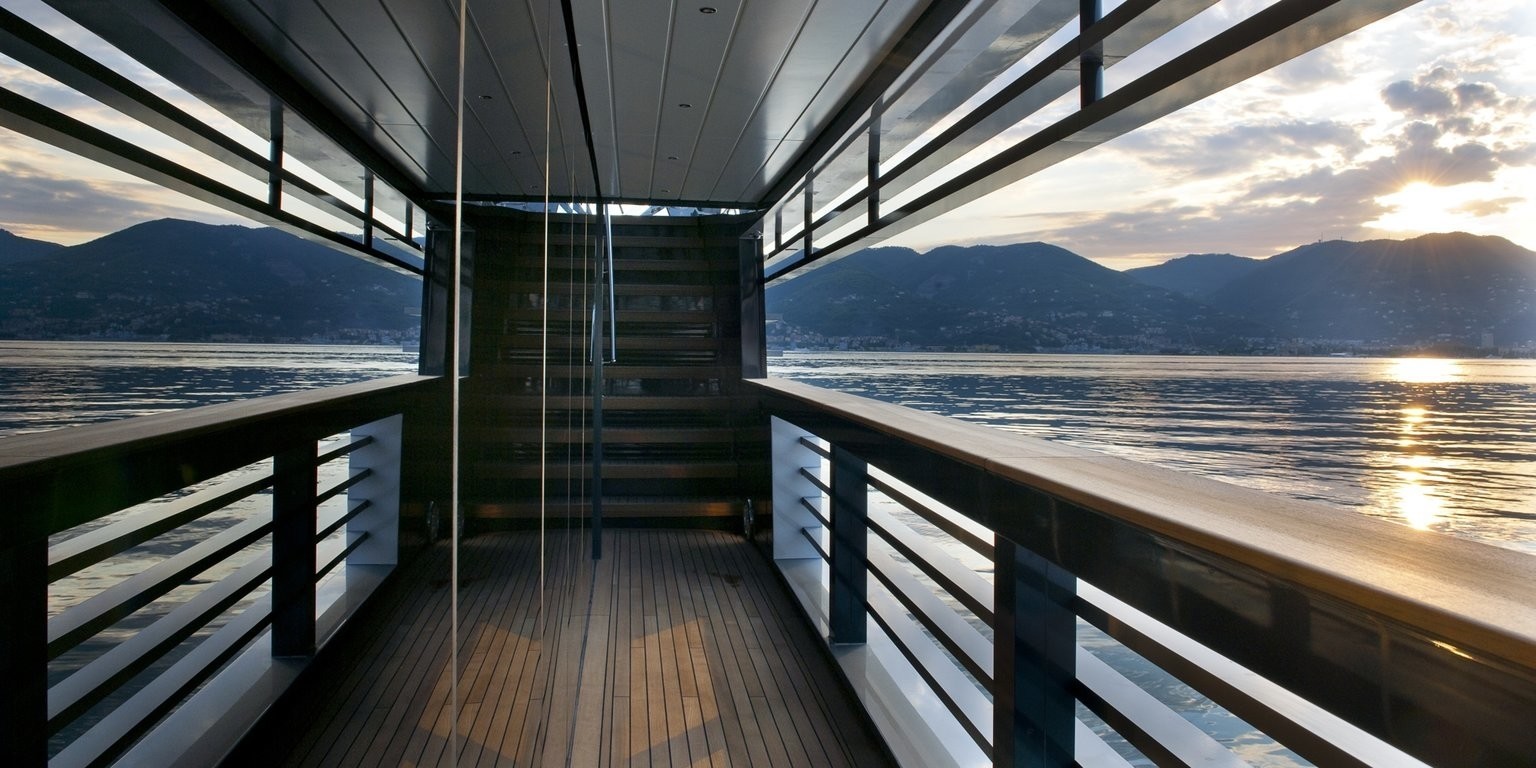 Profile Deck On Board Yacht OCEAN EMERALD