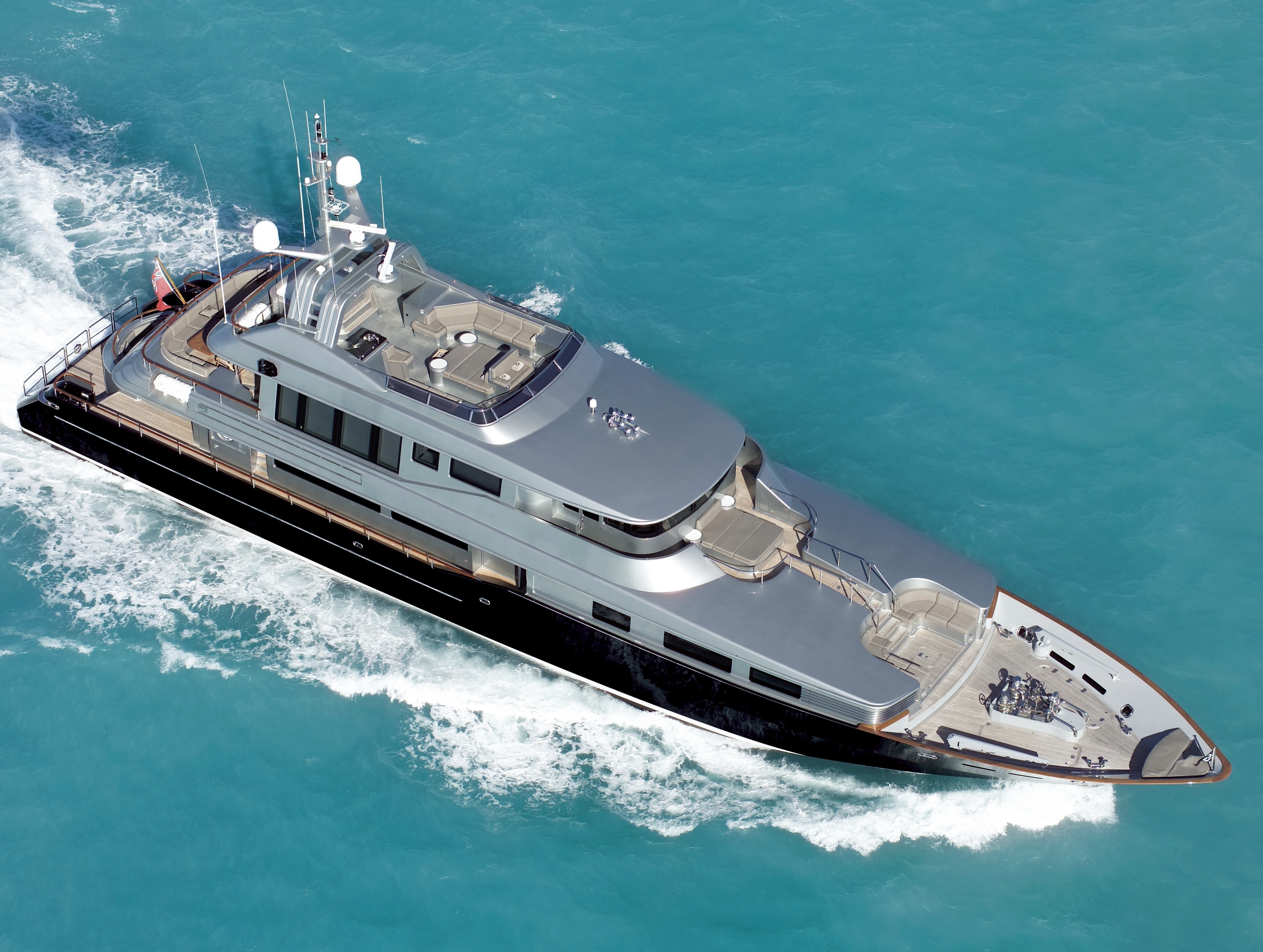 From Above Aspect: Yacht SILVER DREAM's Cruising Image