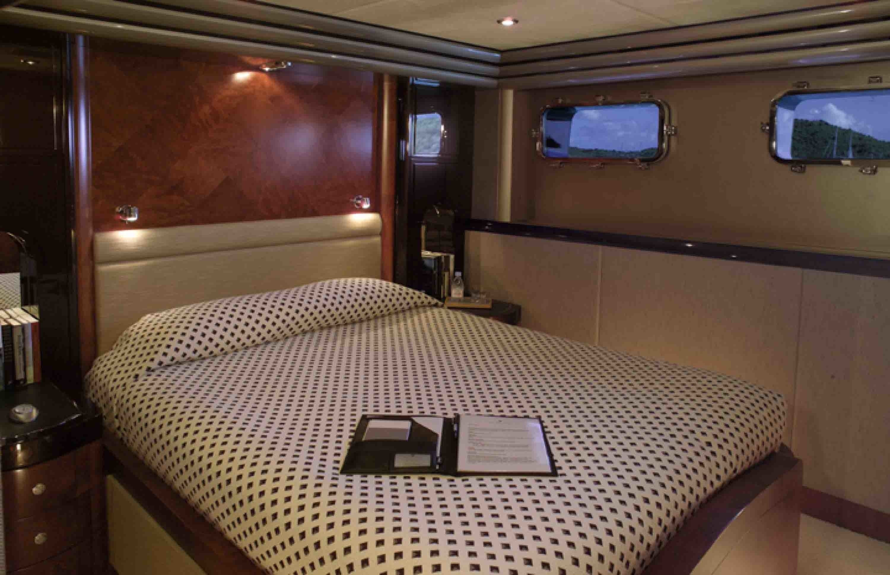 Guest's Cabin Aboard Yacht SILVER DREAM