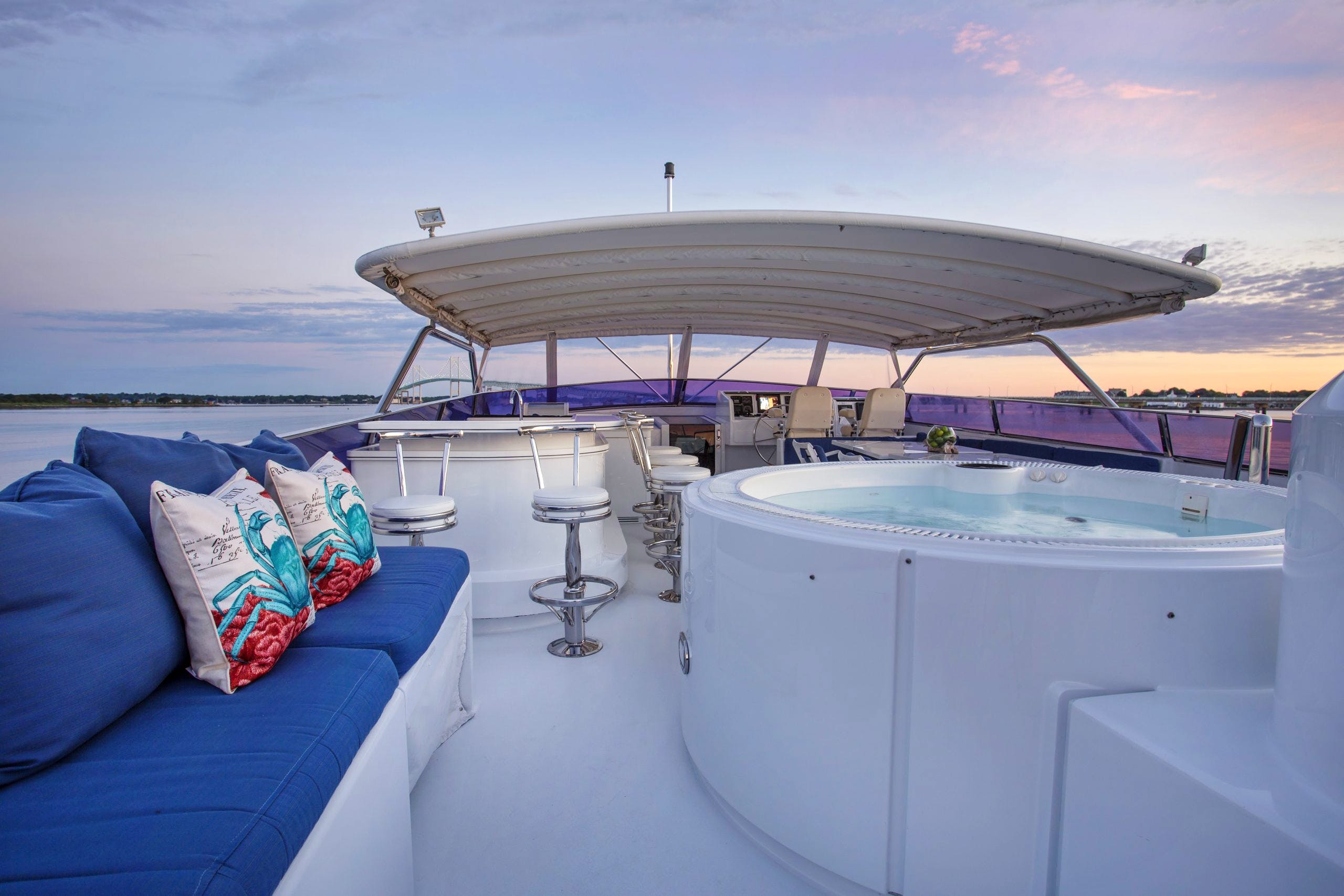 Sundeck With Jacuzzi