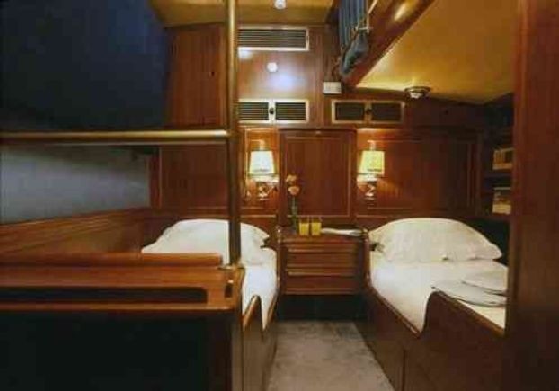 Twin Bed Cabin On Yacht AIGLON