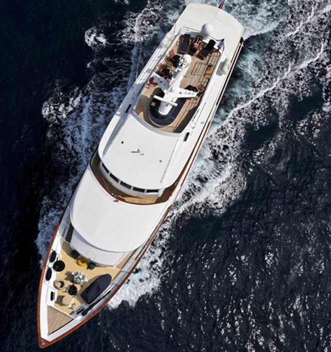 Above: Yacht 5 FISHES's Cruising Photograph
