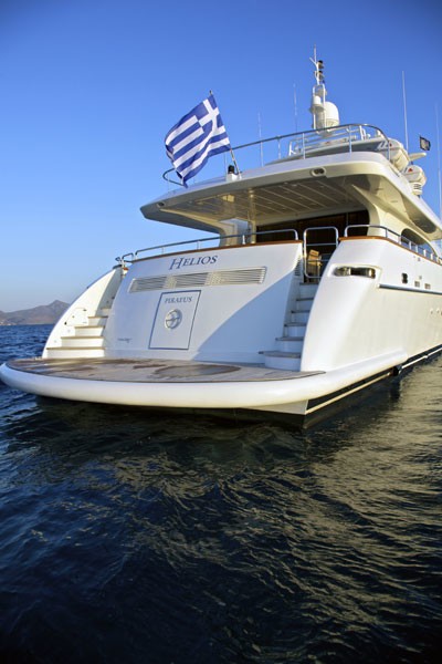 The 35m Yacht HELIOS