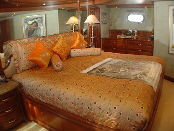 Guest's Cabin On Yacht JOAN'S ARK