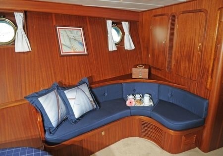 Sitting: Yacht OFELIA's Main Master Cabin Captured