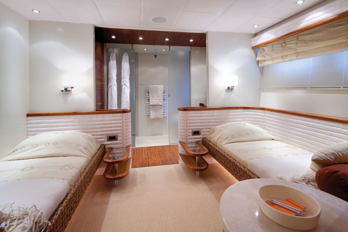 Twin Bed Cabin On Board Yacht NORTHLANDER