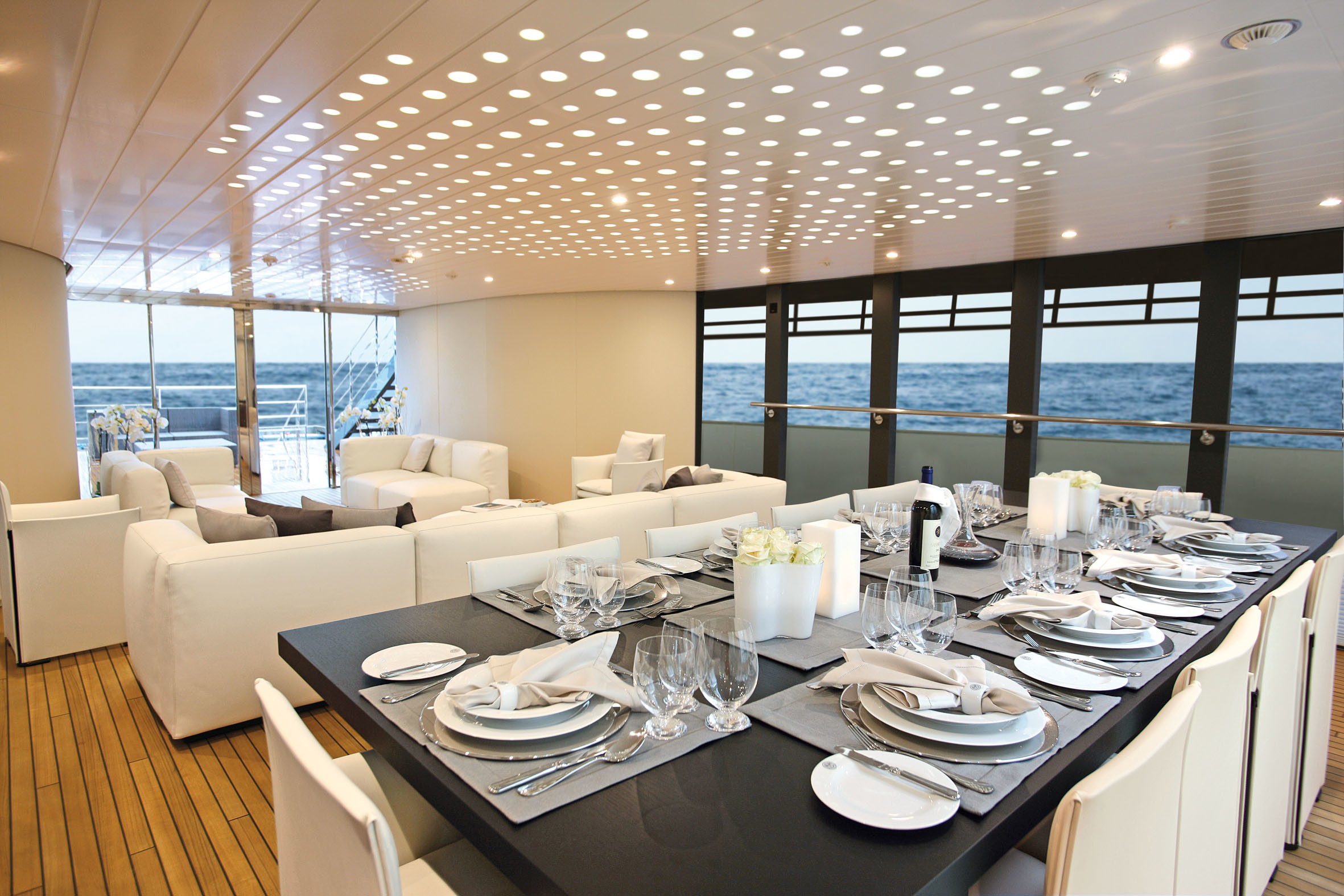 Premier Deck Eating/dining On Board Yacht OCEAN SAPPHIRE