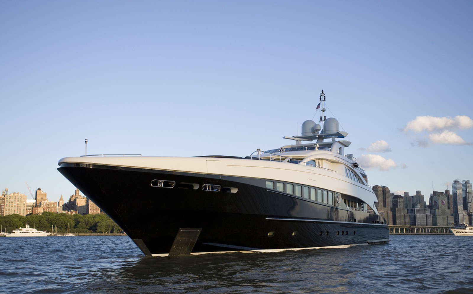 Profile On Yacht BLISS