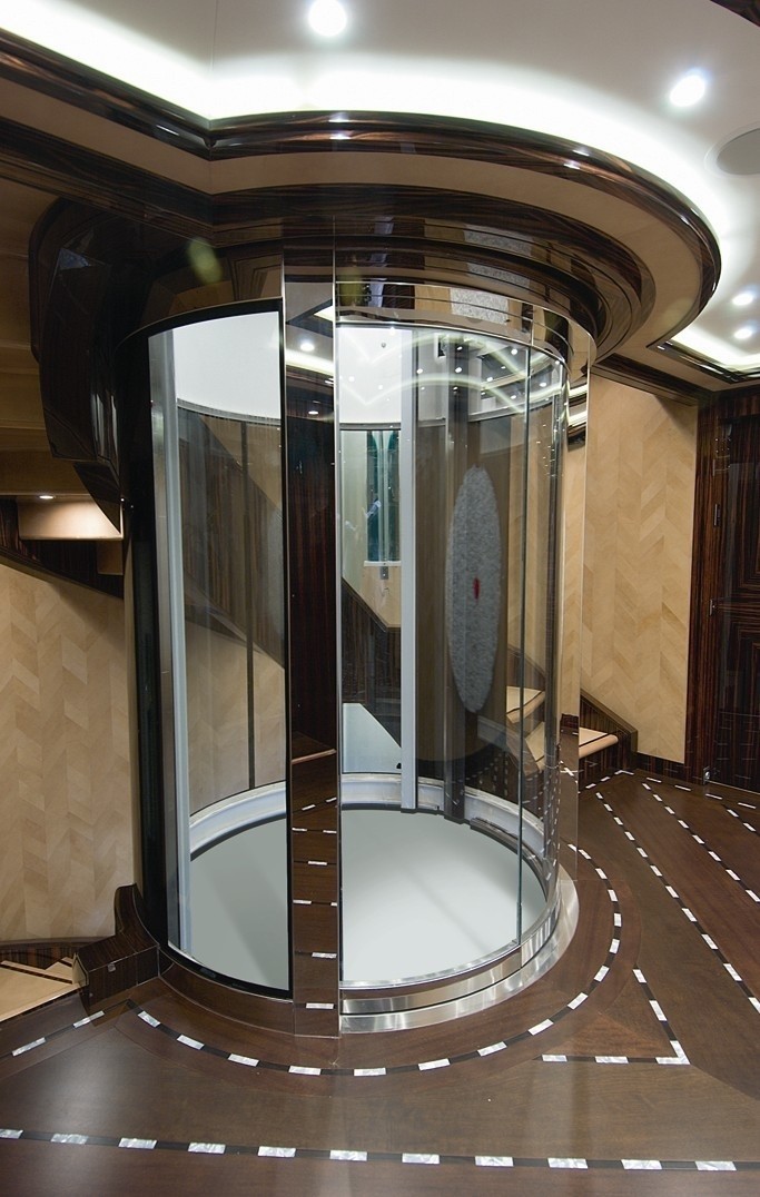 Elevator On Yacht ALFA NERO