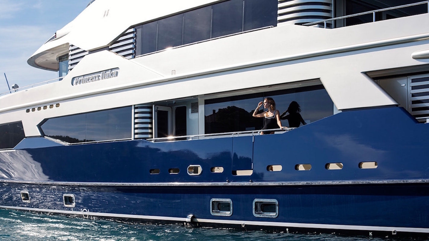 Yacht Charter Vacation Aboard Princess Iluka