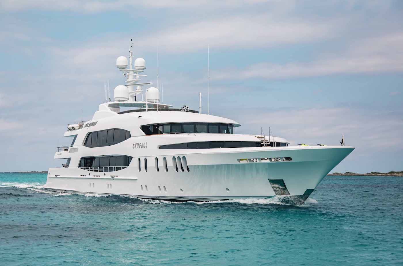 SKYFALL Charter Yacht