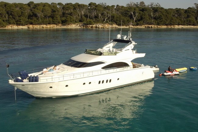 The 20m Yacht LADY ISABEL