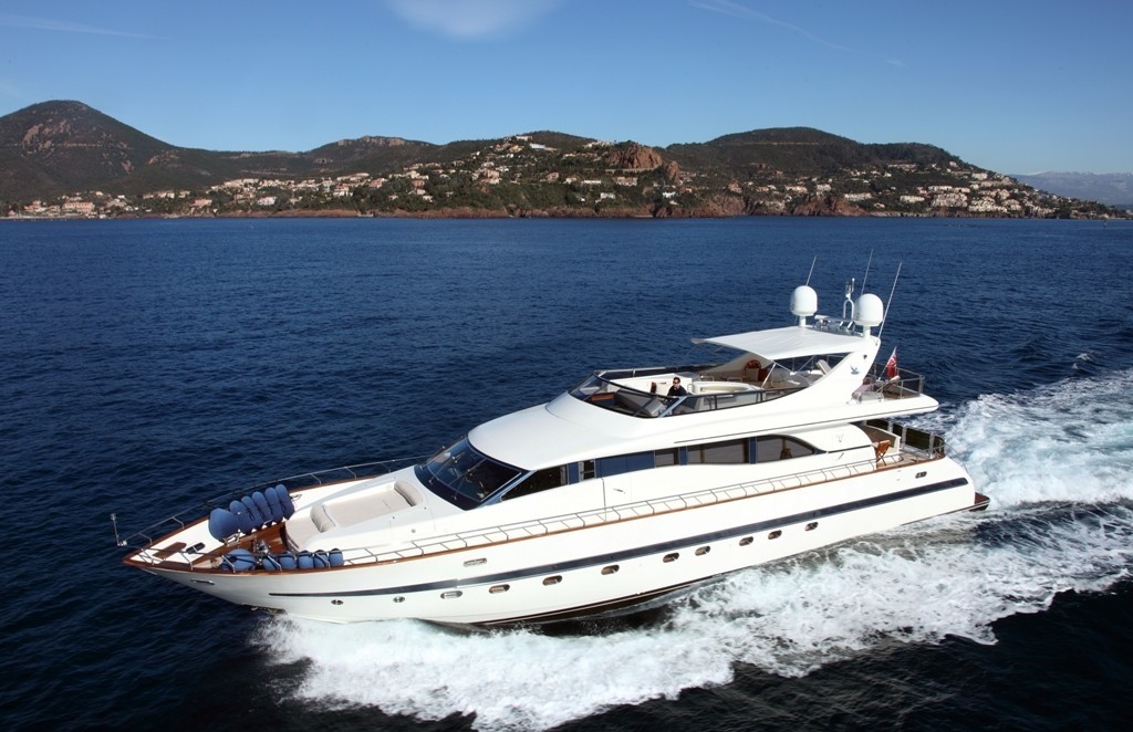 The 26m Yacht BLUEBIRD OF HAPPINESS