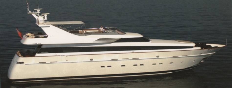The 30m Yacht UNICA