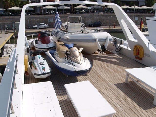 Toys On Board Yacht PARADIS