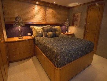 Queen Sized Cabin Aboard Yacht MURPHY'S LAW