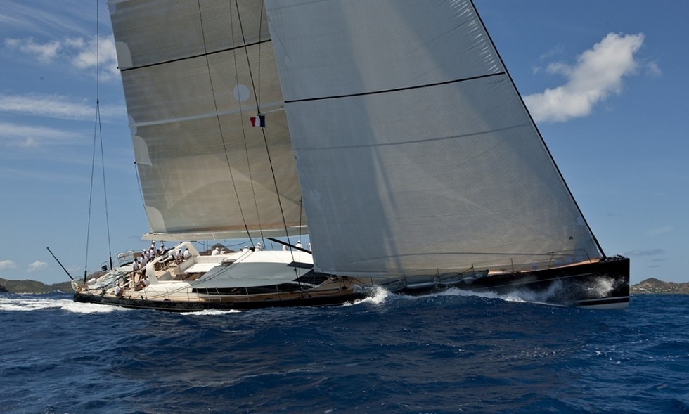 Overview On Board Yacht P2