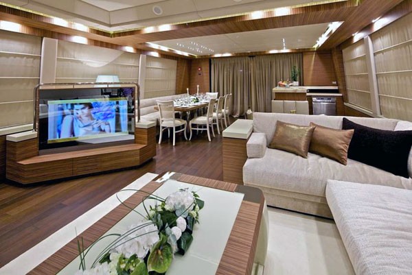 Saloon With Eating/dining Aboard Yacht O'PATI