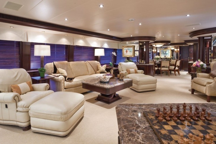 Premier Saloon On Board Yacht SEA DREAMS