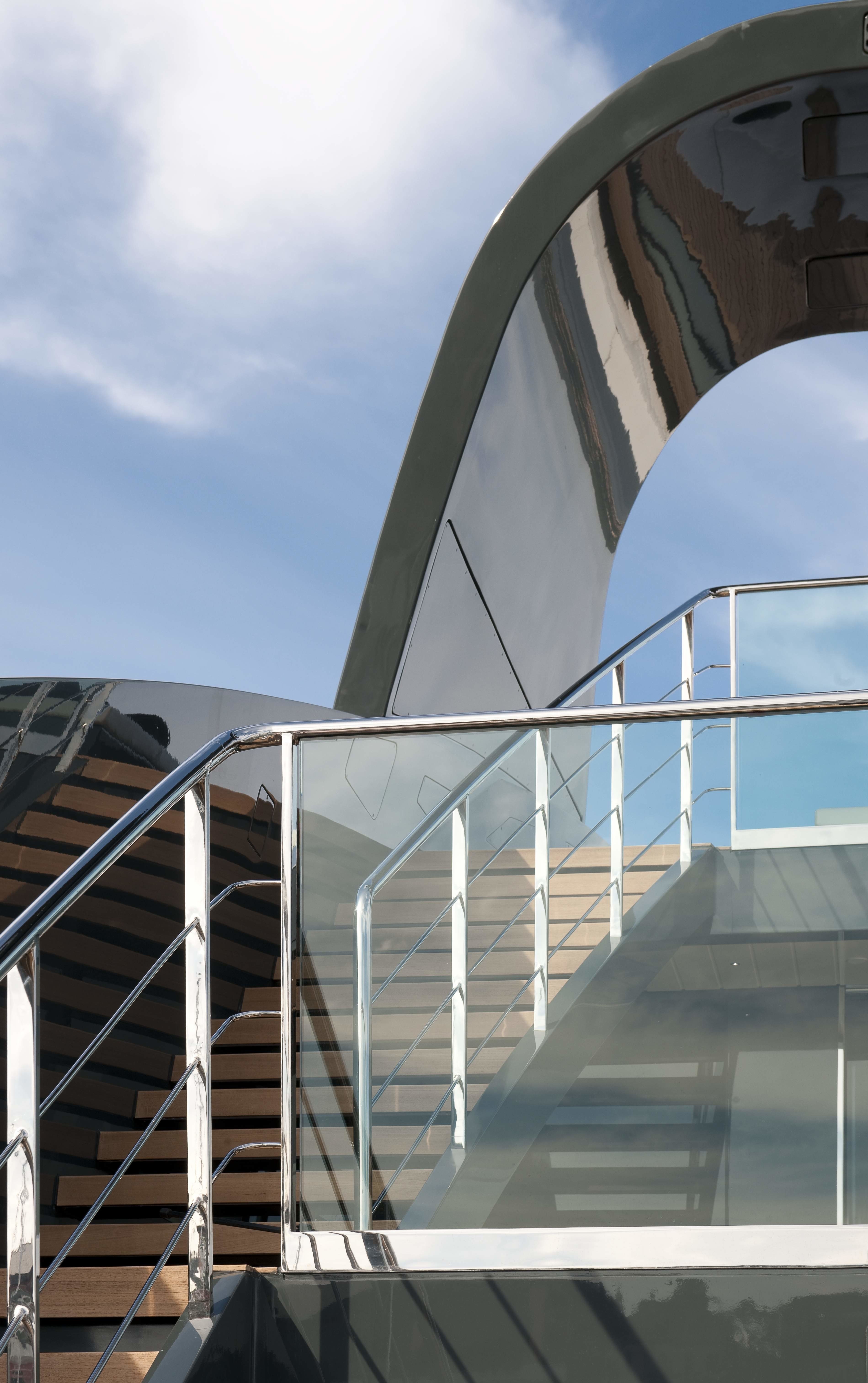 Close Up: Yacht OCEAN PEARL's Staircase Captured