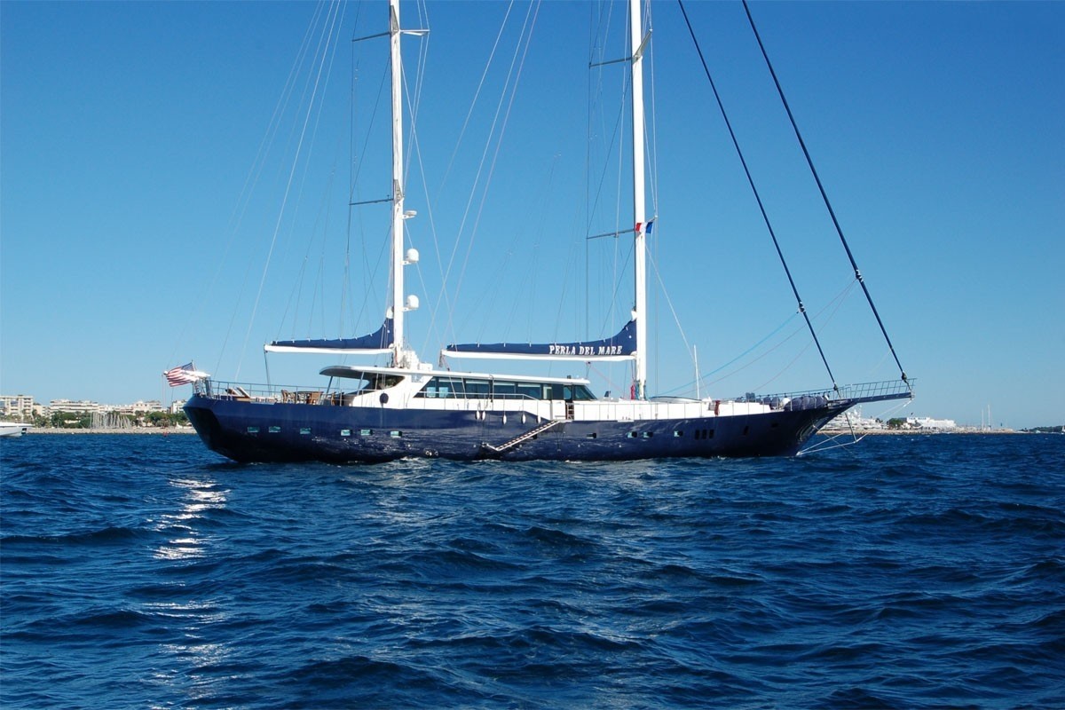 Profile Aspect Aboard Yacht PERLA DEL MARE