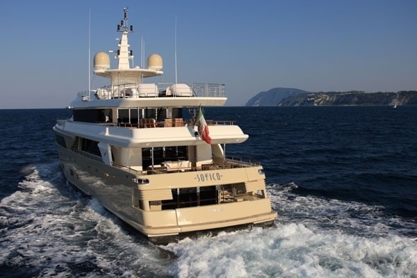 Aft Aspect: Yacht SOFICO's Cruising Image