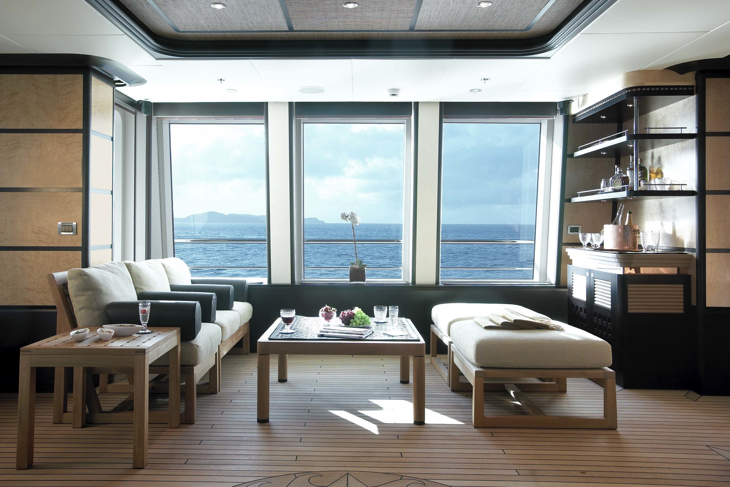 Sky-lounge Aboard Yacht HARLE
