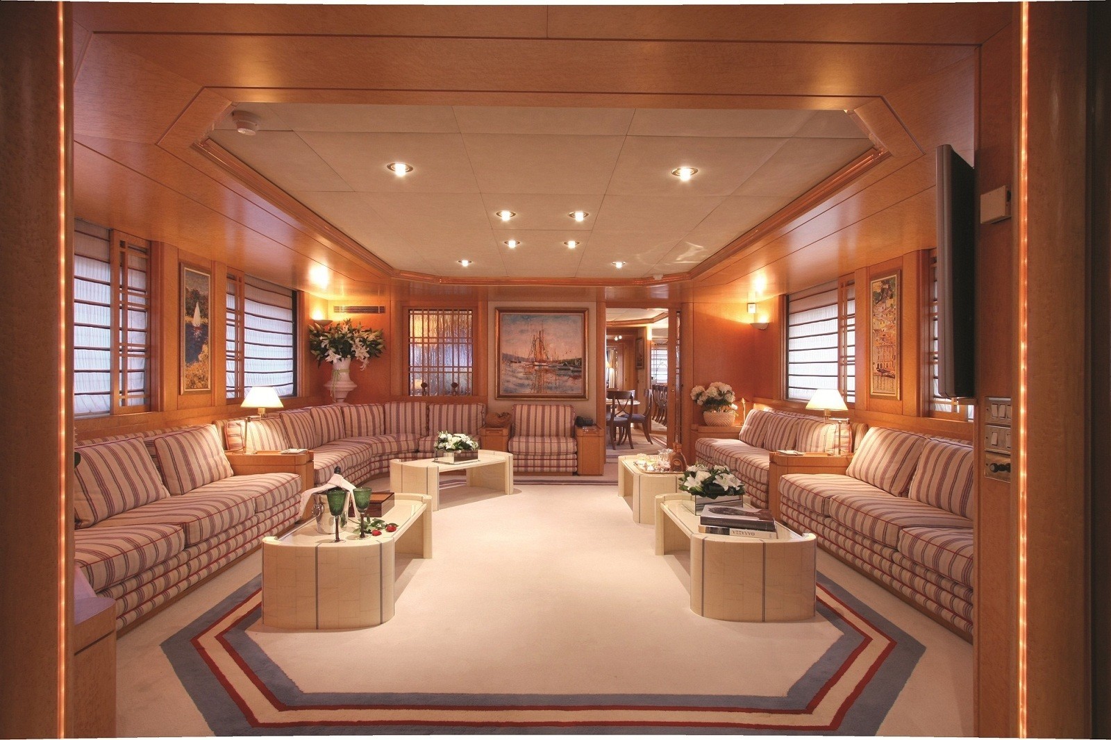 Profile: Yacht BELLA STELLA's Sky-lounge Pictured