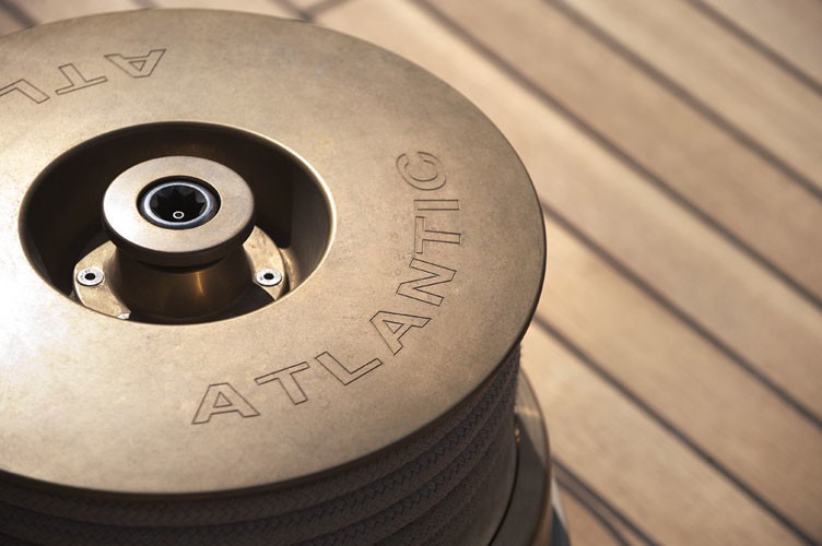 Capstan: Yacht ATLANTIC's Close Up Image