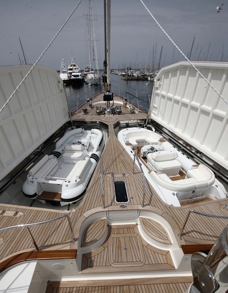The 56m Yacht FIDELIS