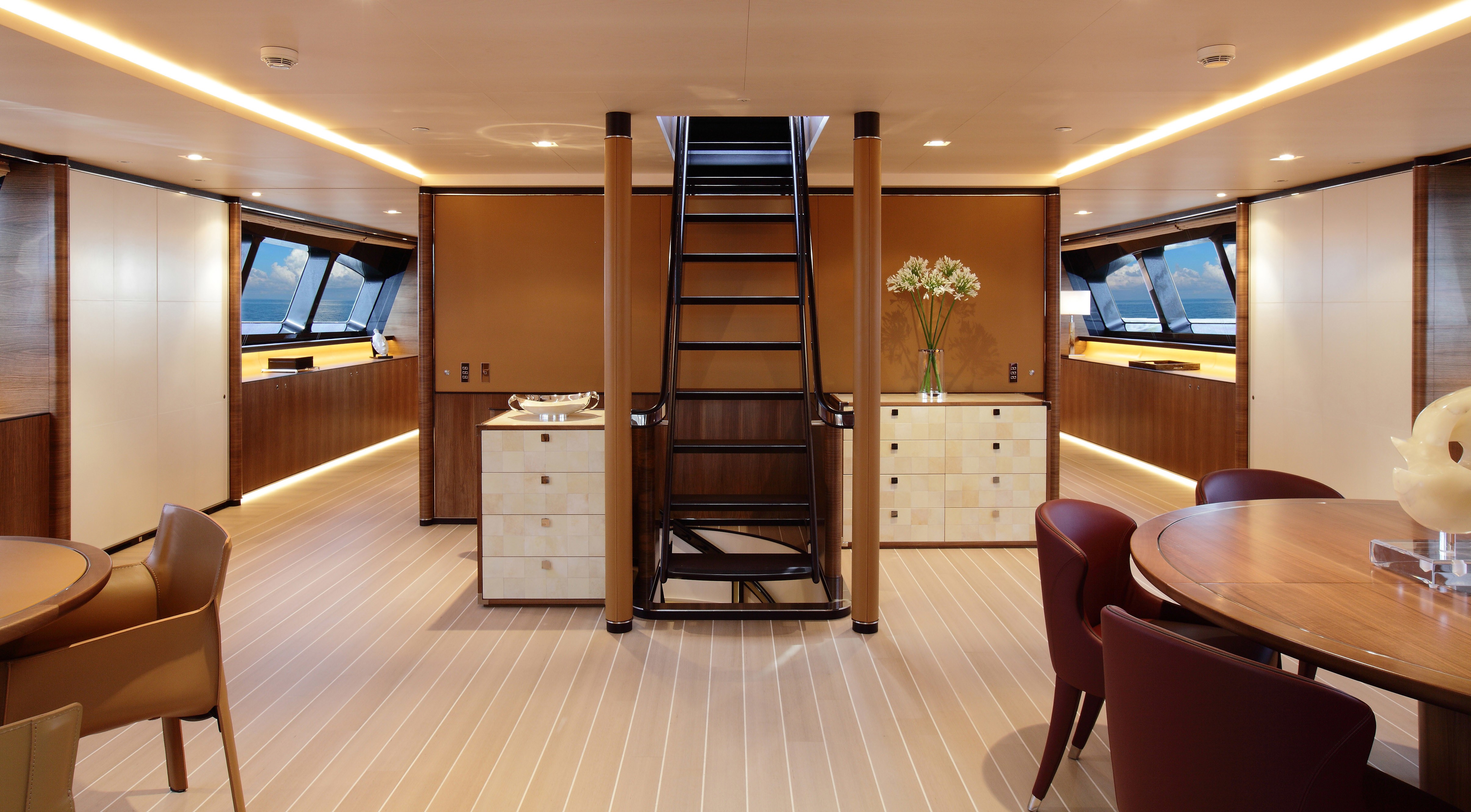 Eating/dining Zone Aft On Board Yacht FIDELIS