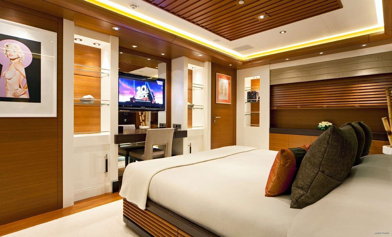 Guest's Cabin On Yacht MARY-JEAN II